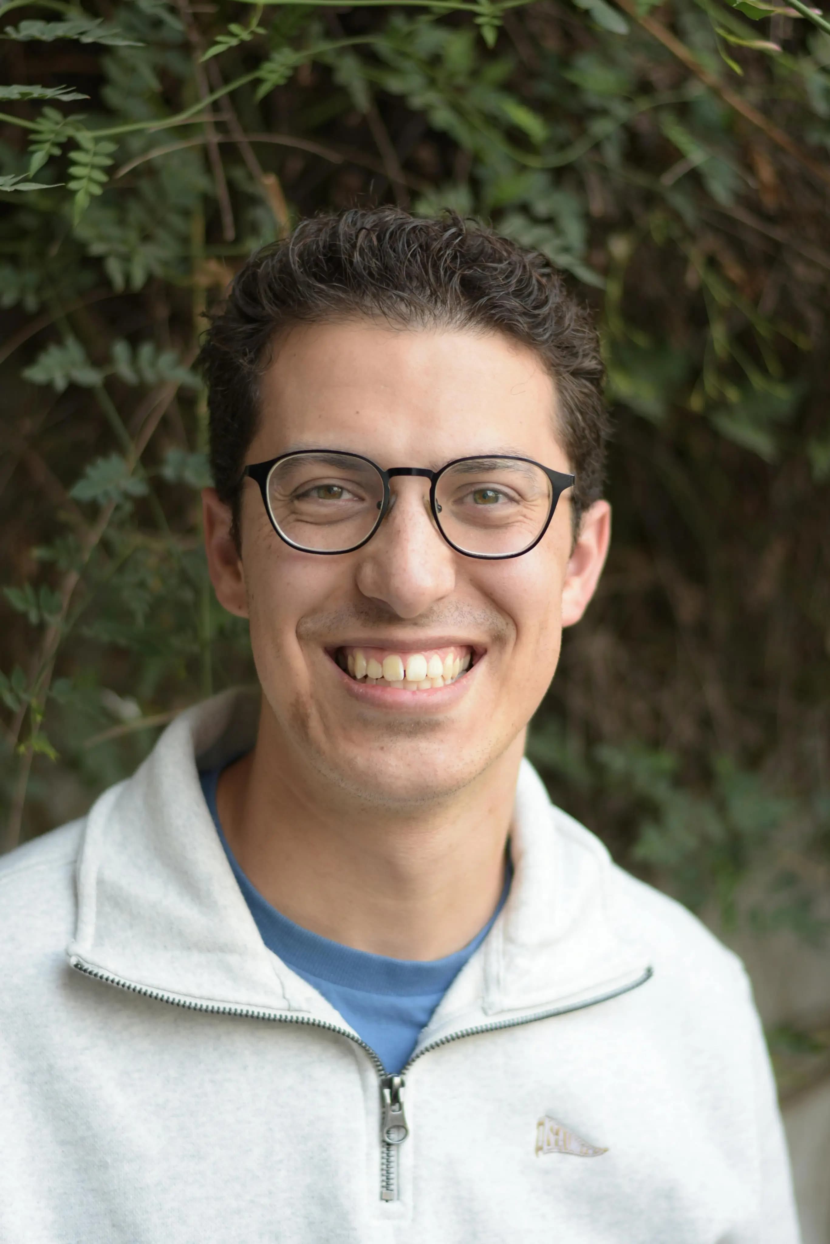 Recruiters hire faster & work smarter